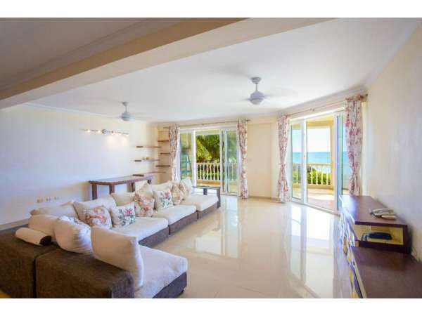 Luxury 3-bdr. Apartment - Ocean Front Proyect