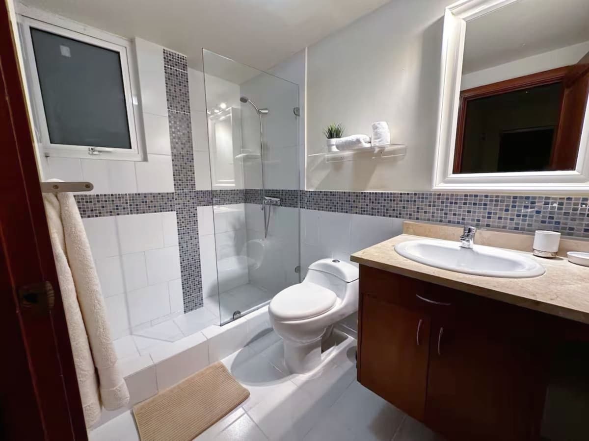 For Sale Apartment In Playa Turquesa - Image 5