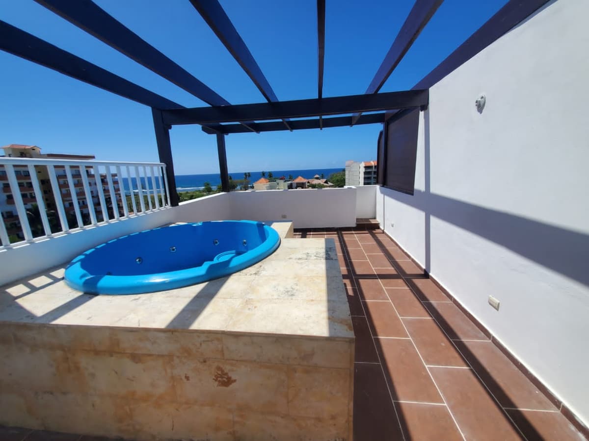 Ocean View Apartment With Jacuzzi - Image 1
