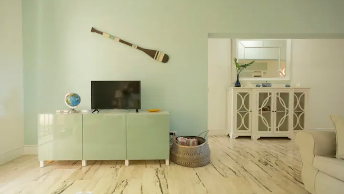 Spacious 2 Bedroom Condo Fully Furnished With Private Beach - Image 3