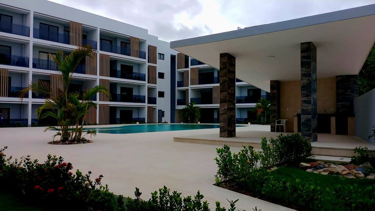 Exquisite 2-bedroom Penthouse With Rooftop Terrace Mere Steps