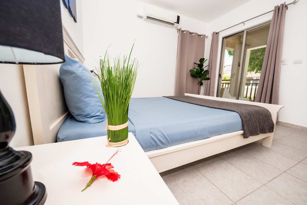 Experience The Epitome Of Luxury Living In A 2br/2.5ba Condo In