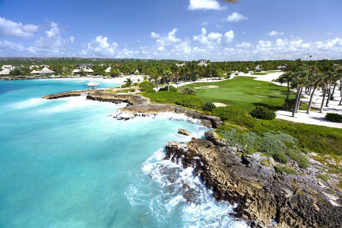 Sophisticated Luxury Apartments In Cap Cana - Image 2
