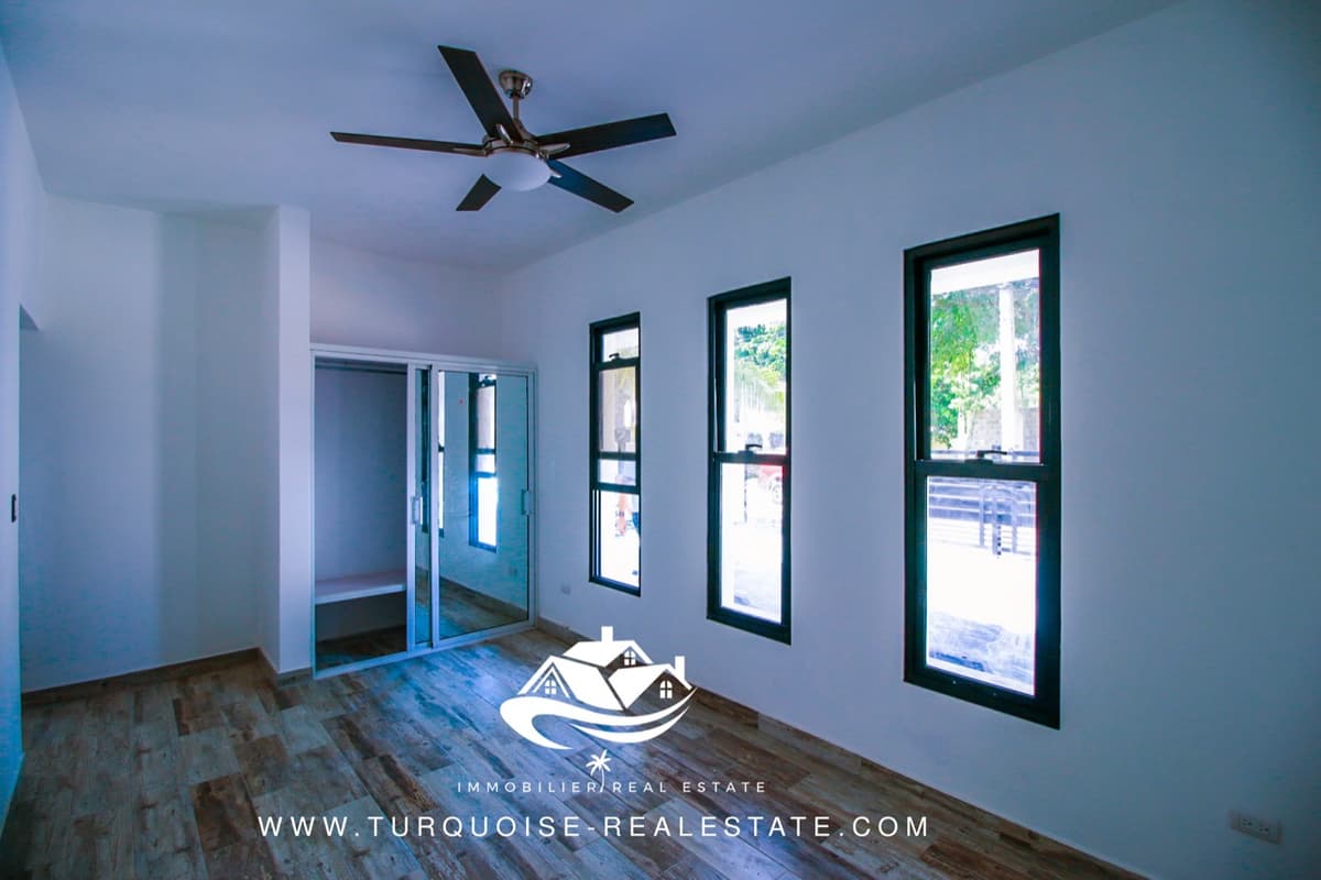 Brand New 2 Bedroom Condo - Image 5