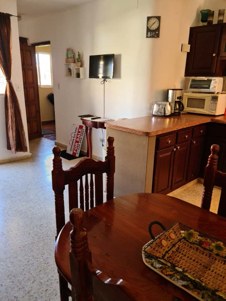 This 1 Bed- 1 Bathroom Condominium Is Located On A Walking