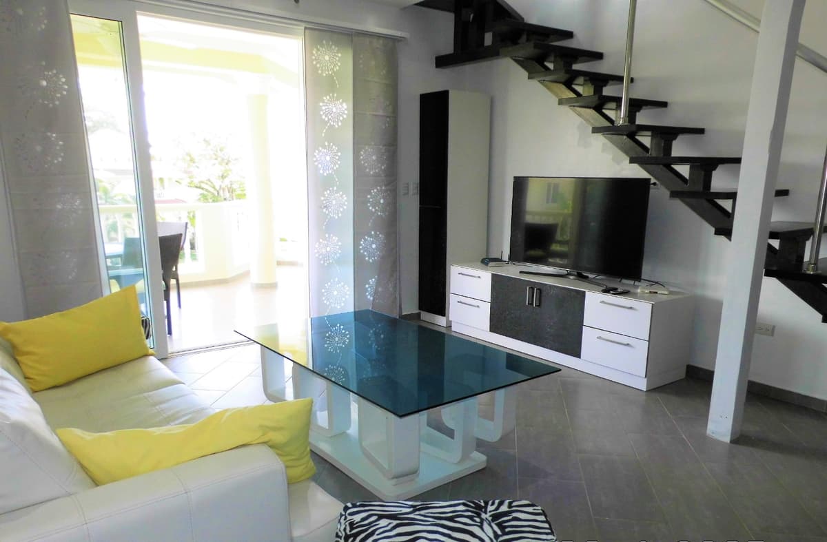 Full Furnished Executive 2 Bedrooms Condo - Image 4