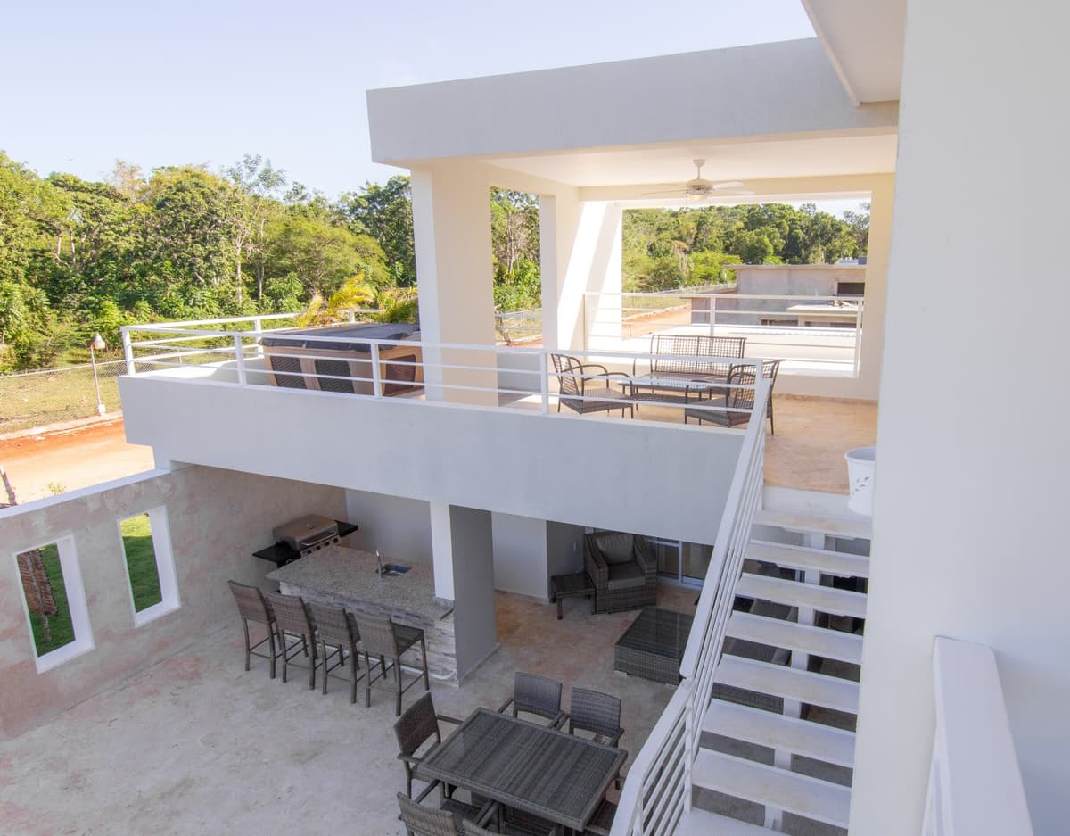 Stunning Paradise Setting Two Bedroom Villa - Image 1
