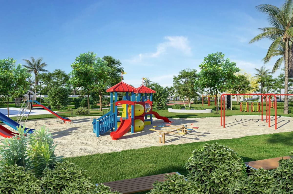 Three Bedroom Houses With Garden Semi Olympic Pool Sports Fields - Image 2