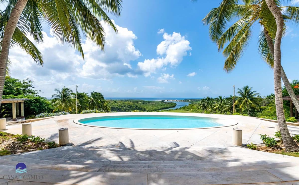 Exclusive 5-bedroom Ocean-view Villa In Casa De Campo - Image 1