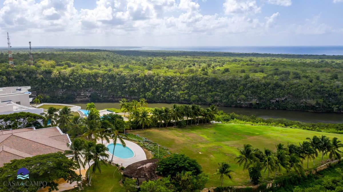 Exclusive 5-bedroom Ocean-view Villa In Casa De Campo - Image 2