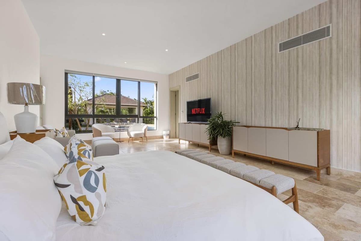 Stunning 6-bedroom Garden View Villa In Casa De Campo