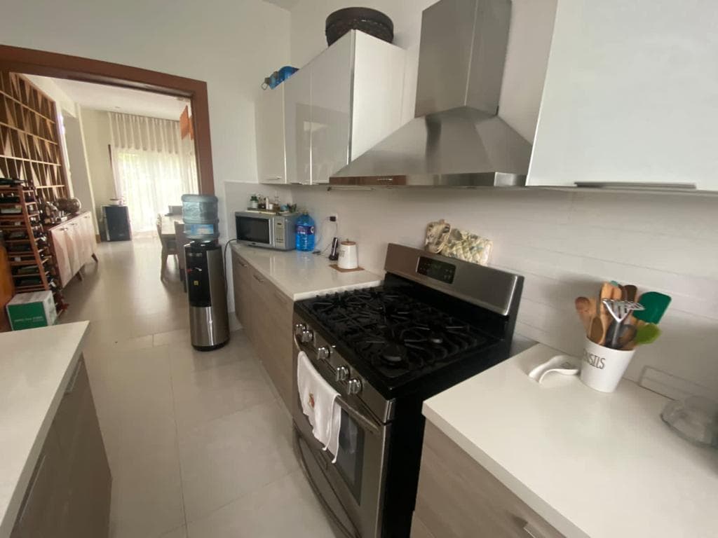 Id-2602 Elegant Five-bedroom Villa For Sale In Bavaro Punta Cana - Image 3