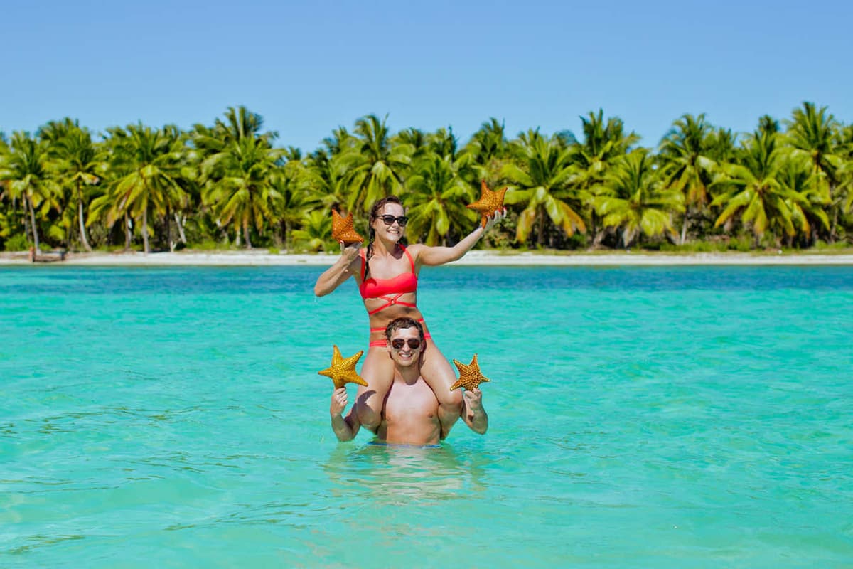 Spacious Villa With Golf Course Views - Image 5