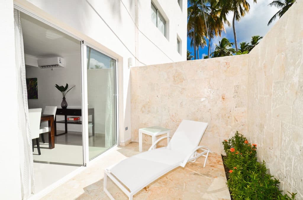 Boutique Condo-hotel Just Steps From The Beach - Image 3