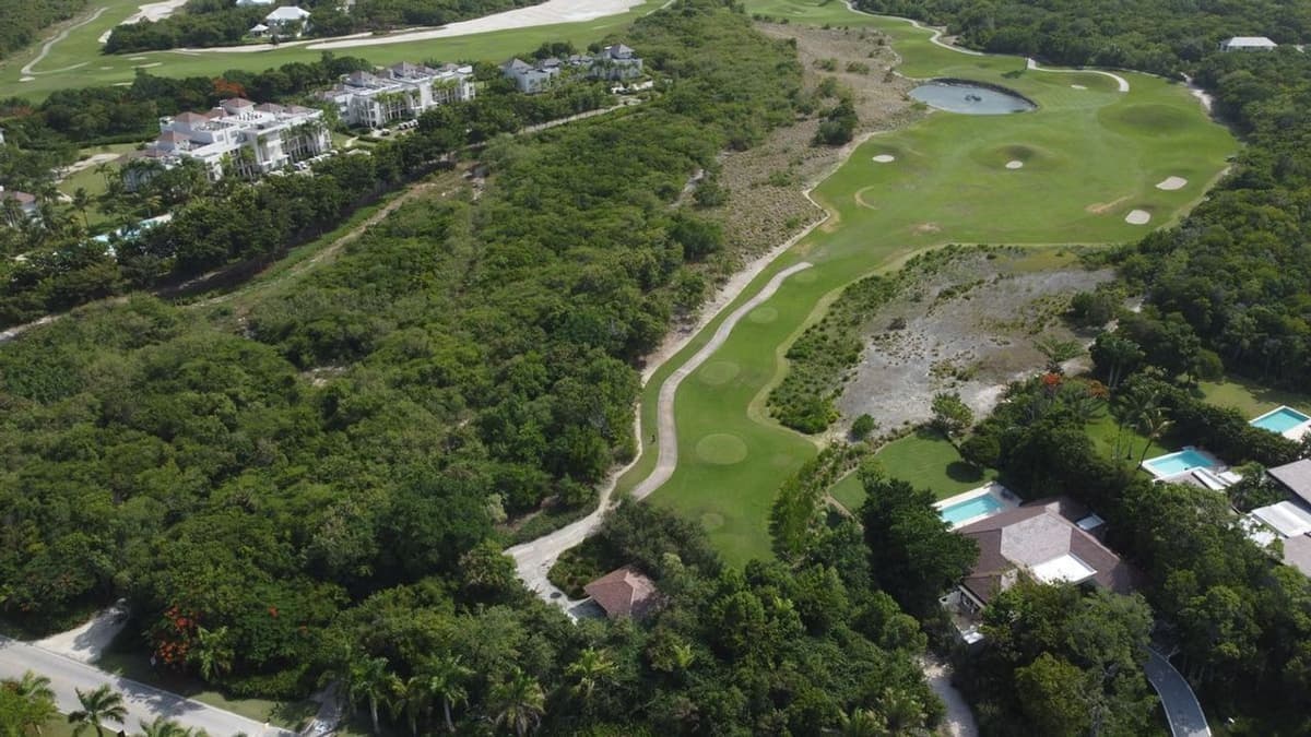 Great Opportunity: Lots In Prestigious Hacienda Del Mar - Image 5