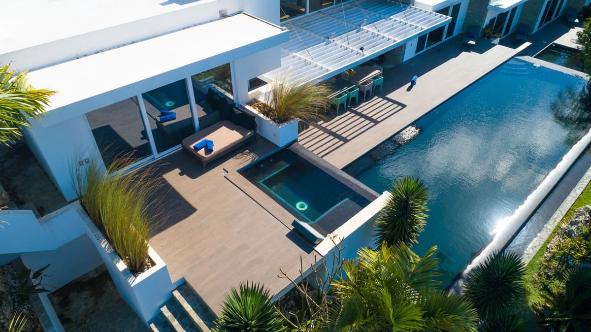 Jary Collado's cover