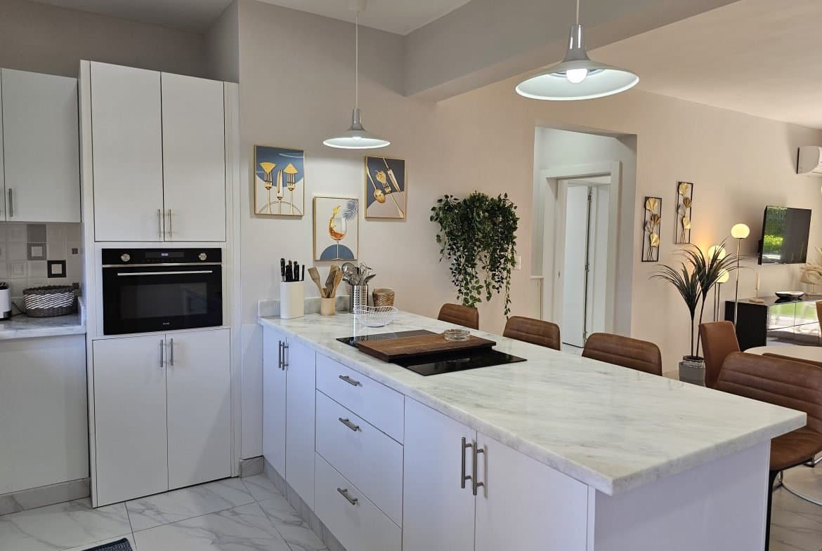 Modern 2BR Luxury Condo | Residencial Hispaniola | Hillside Living - Image 4