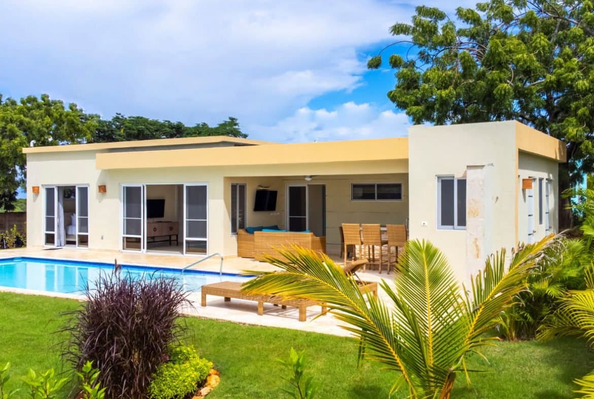 For Sale In Casa Linda Beautiful Villa CAPRI | BuyDRProperty - Image 1