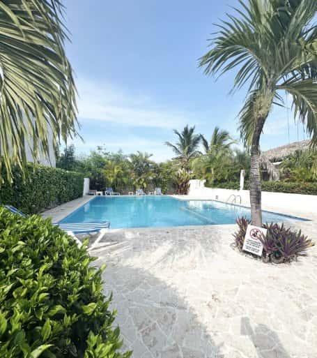 Villas Ibiza 3 BR villa with spacious roof top terrace, fully furnished, located in quiet and gated residential - El Ejecutivo