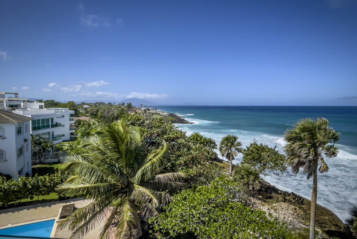 For Sale! Spectacular 3 Bedroom Oceanfront Condo In Sosua - Image 4