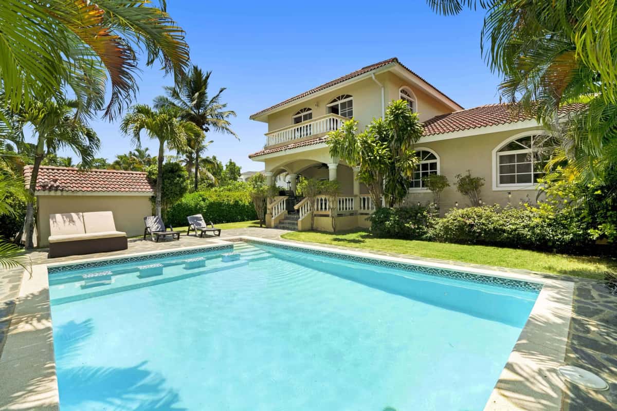 172-D BEATIFUL VILLA IN HISPANIOLA, SOSUA