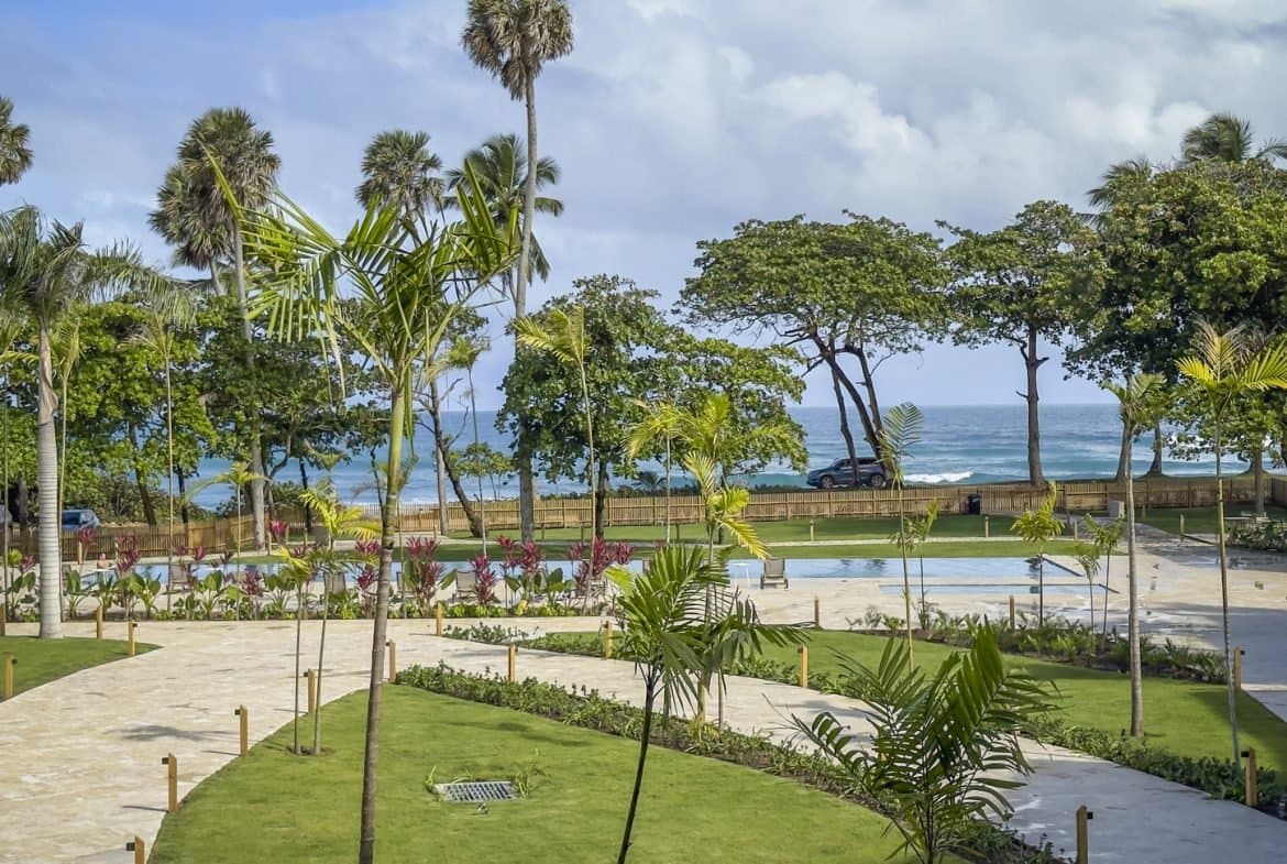 Oceanfront 2BR Condo The Wave Cabarete | buyDRproperty - Image 2