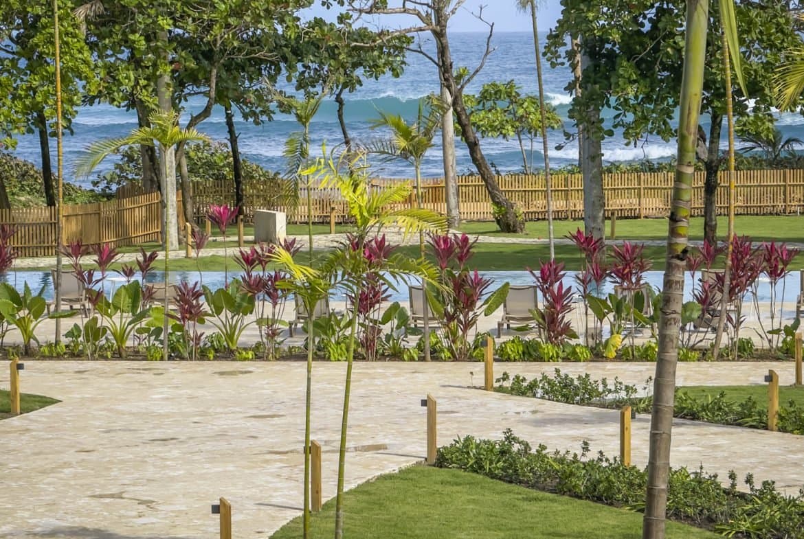Oceanfront 2BR Condo The Wave Cabarete | buyDRproperty - Image 3