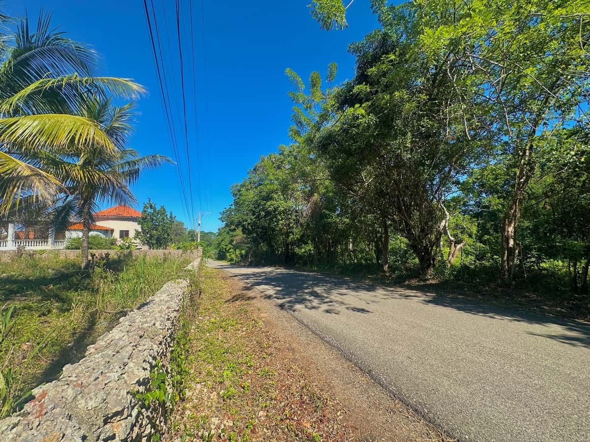 Lot For Sale, Lomas Mironas