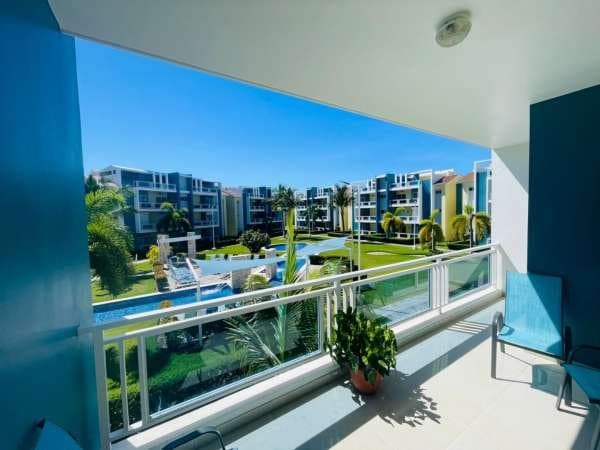 Furnished Balcony Breeze And Short Stroll To The Sand - Image 2