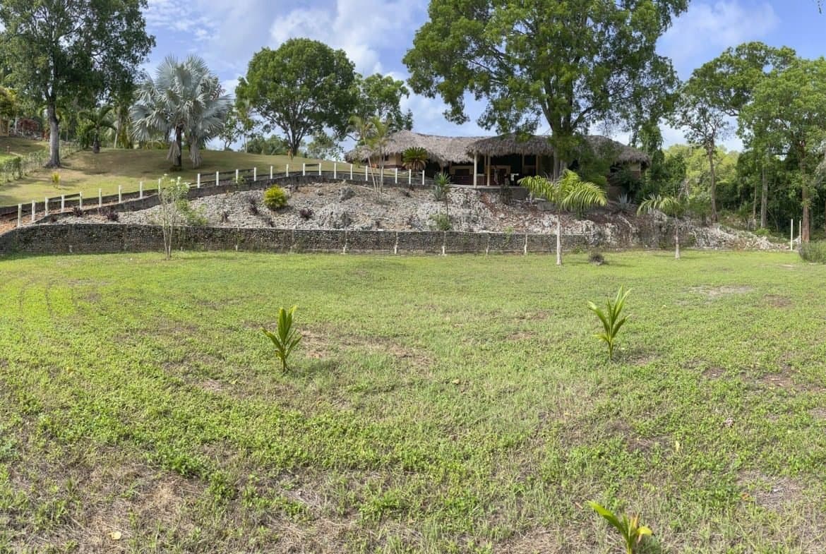 Remodel Stables & Building Lot with Private Caves for Sale – Sosúa - Image 2