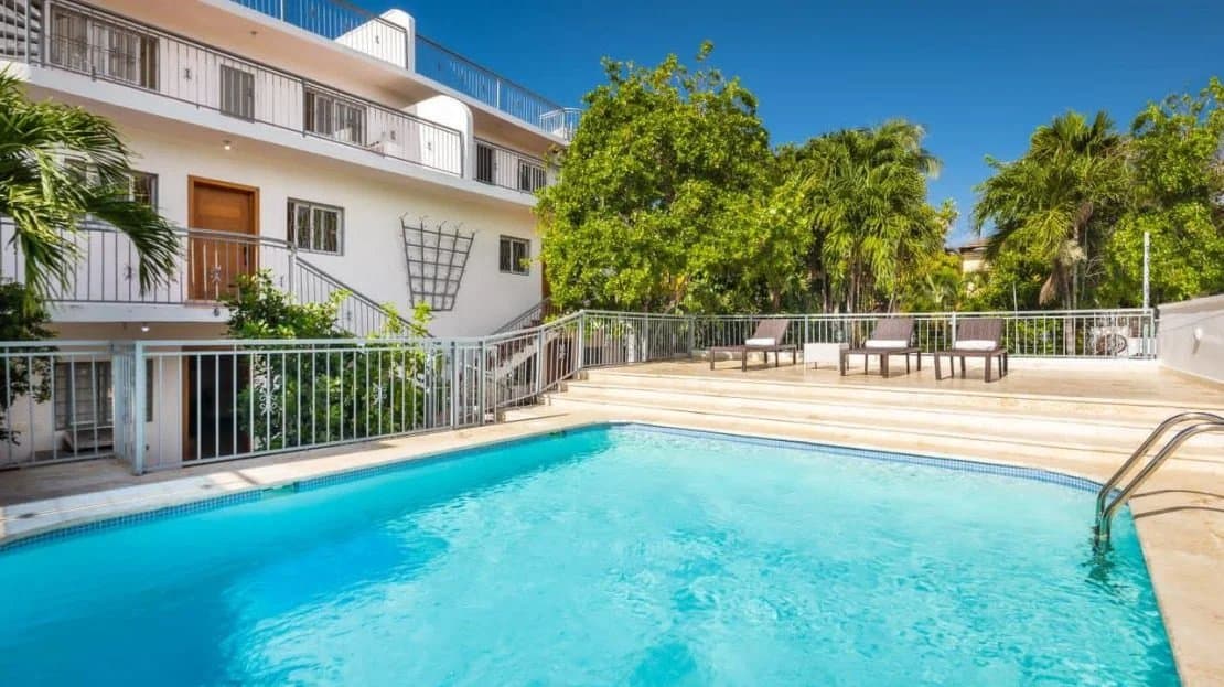 ENORME PENTHOUSE DE 2 NIVELES MÁS AZOTEA