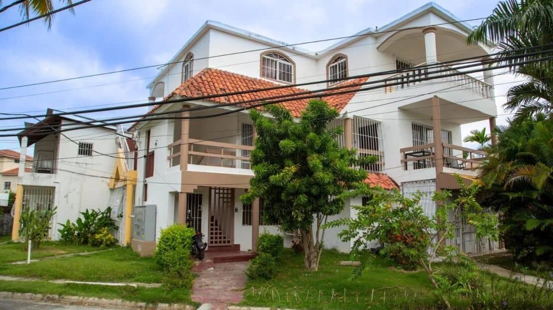 🏡 Apartamento Amueblado en Venta – Sosúa - RE/MAX ATLANTIS