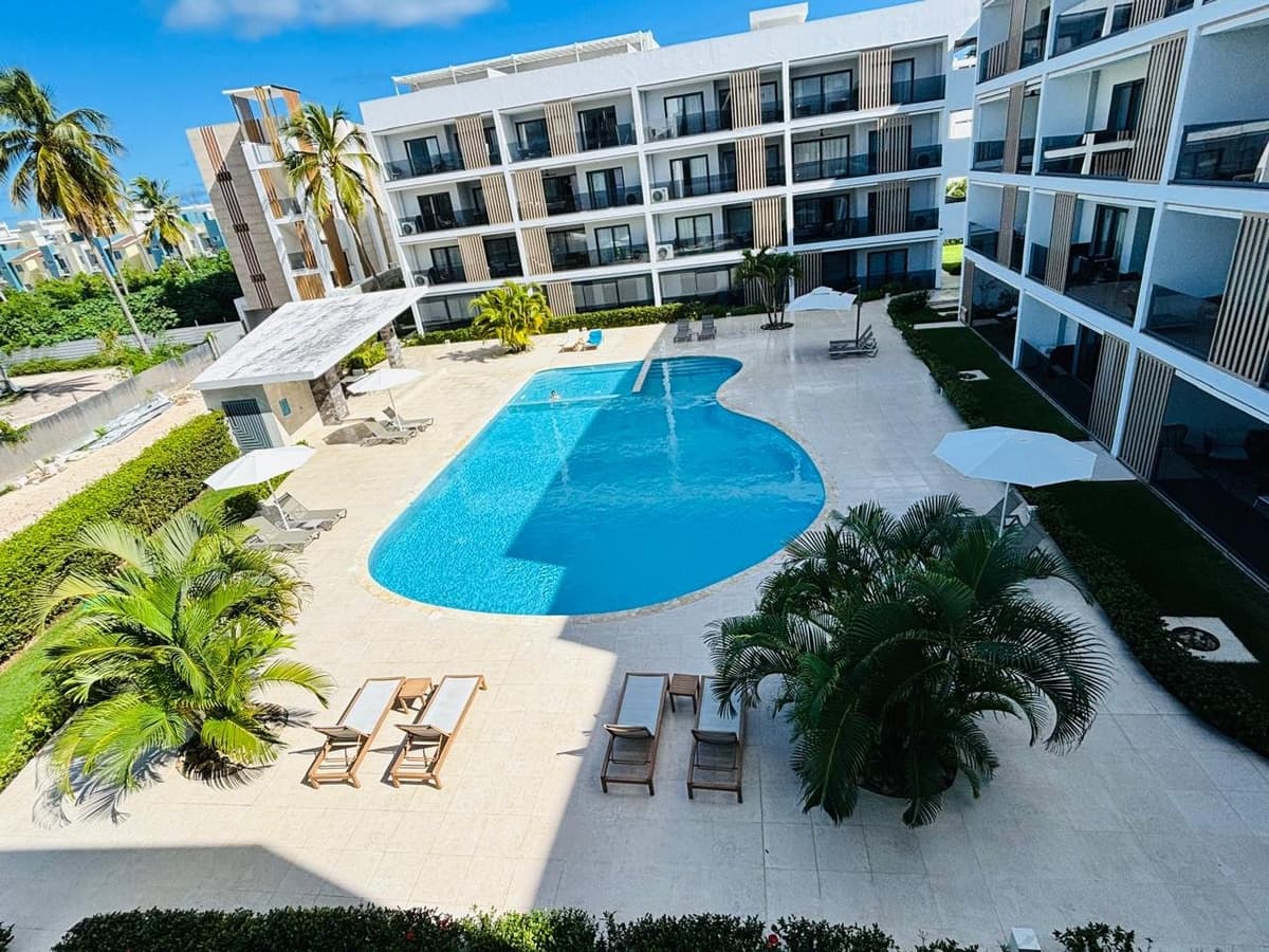Pool View 2BR in El Cortecito – Ready for Your Decorative Touch! - Image 2