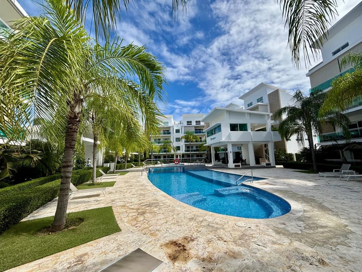 Mia Hermosa – Tropical Luxury, Minutes to the Beach - Image 3