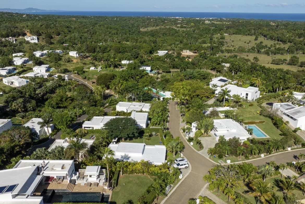 Modern 3BR Luxury Villa Agua Dulce Sosua | Ocean View Estate - Image 3