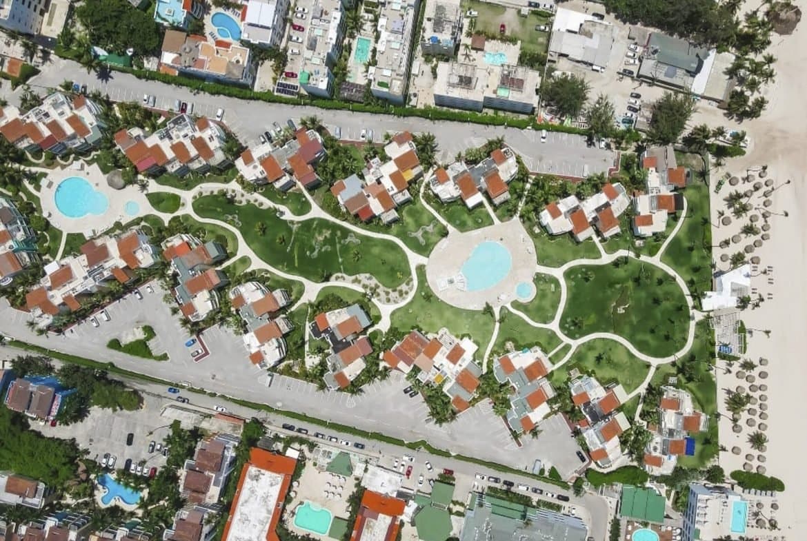 3BR Condo for Sale Playa Turquesa Ocean Club Punta Cana - Image 3