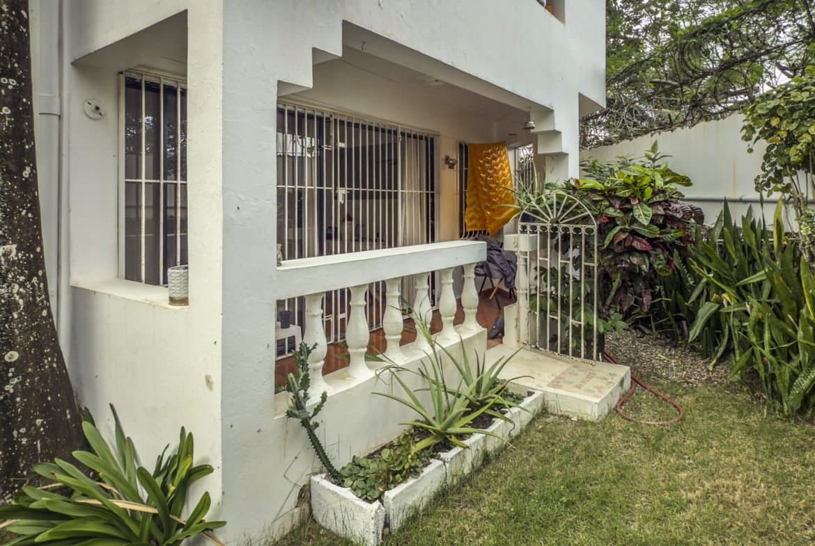 Modern 2BR Apartment Sosúa Center | Walk to Beach | buyDRproperty - Image 3