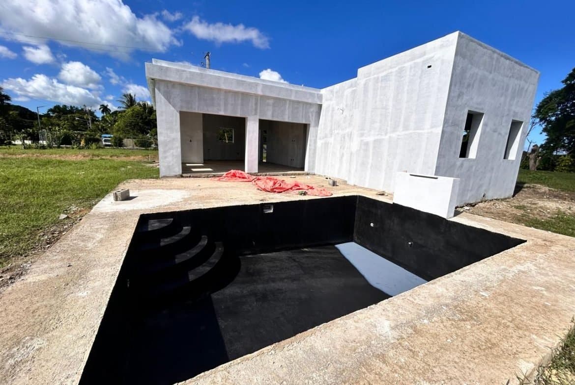 Modern 3BR Villa with Pool in Residencial Mañón 1, Puerto Plata - Image 1