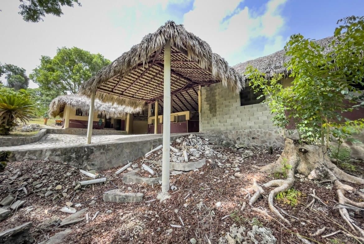 Remodel Stables & Building Lot with Private Caves for Sale – Sosúa - Image 5