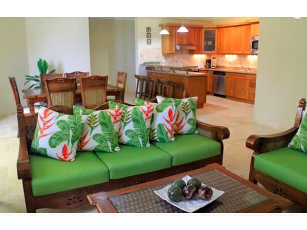 Stunning Oceanfront Condo 3 Bed 3.5 Bath - Image 3