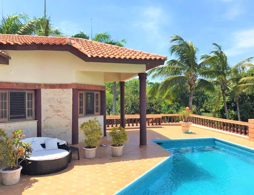 Beautiful 5 Bedroom Villa For Sale in Gated Lomas Mironas - Image 3