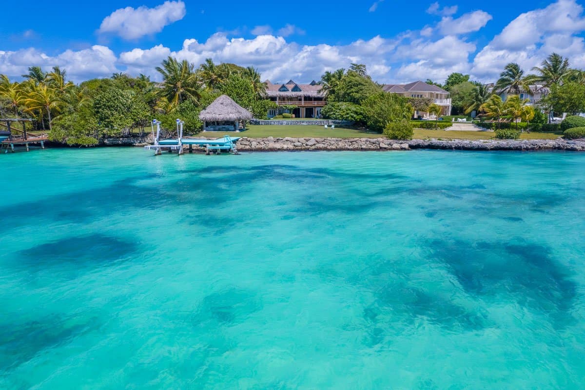Seafront Villa in Marina – Punta Cana Resort & Club - Image 2
