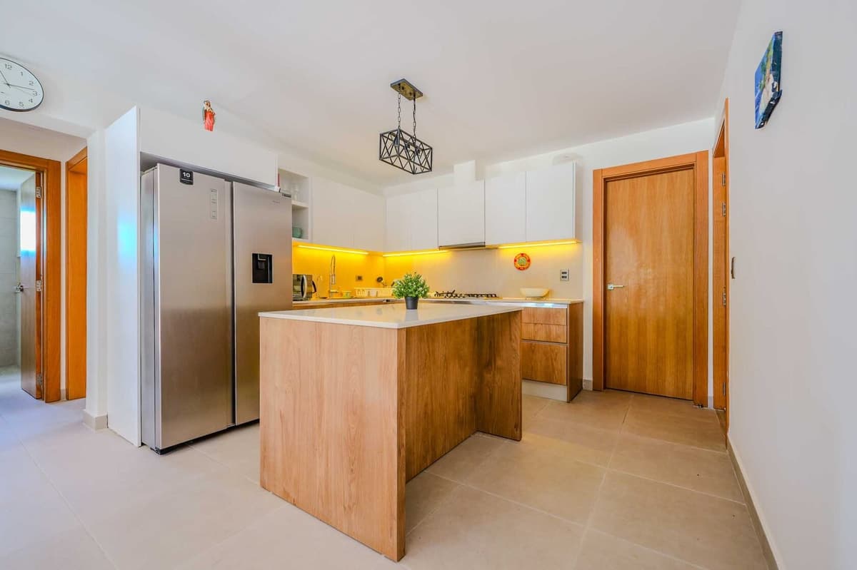 Golf Course View Penthouse: Luxurious 3-Bedroom Apartment For Sale in Golf Garden, Cocotal - Image 3