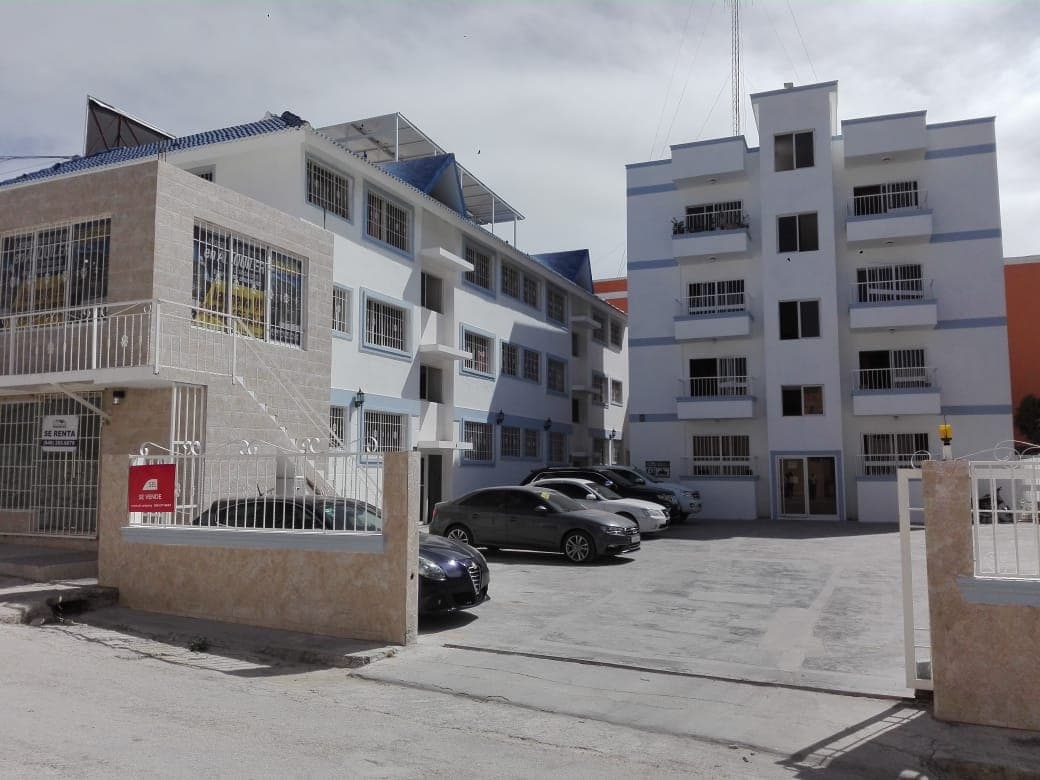 Se vende complejo residential de 3 torres Bavaro, Republicanísimos Dominicana (22 apartamentos) - 1