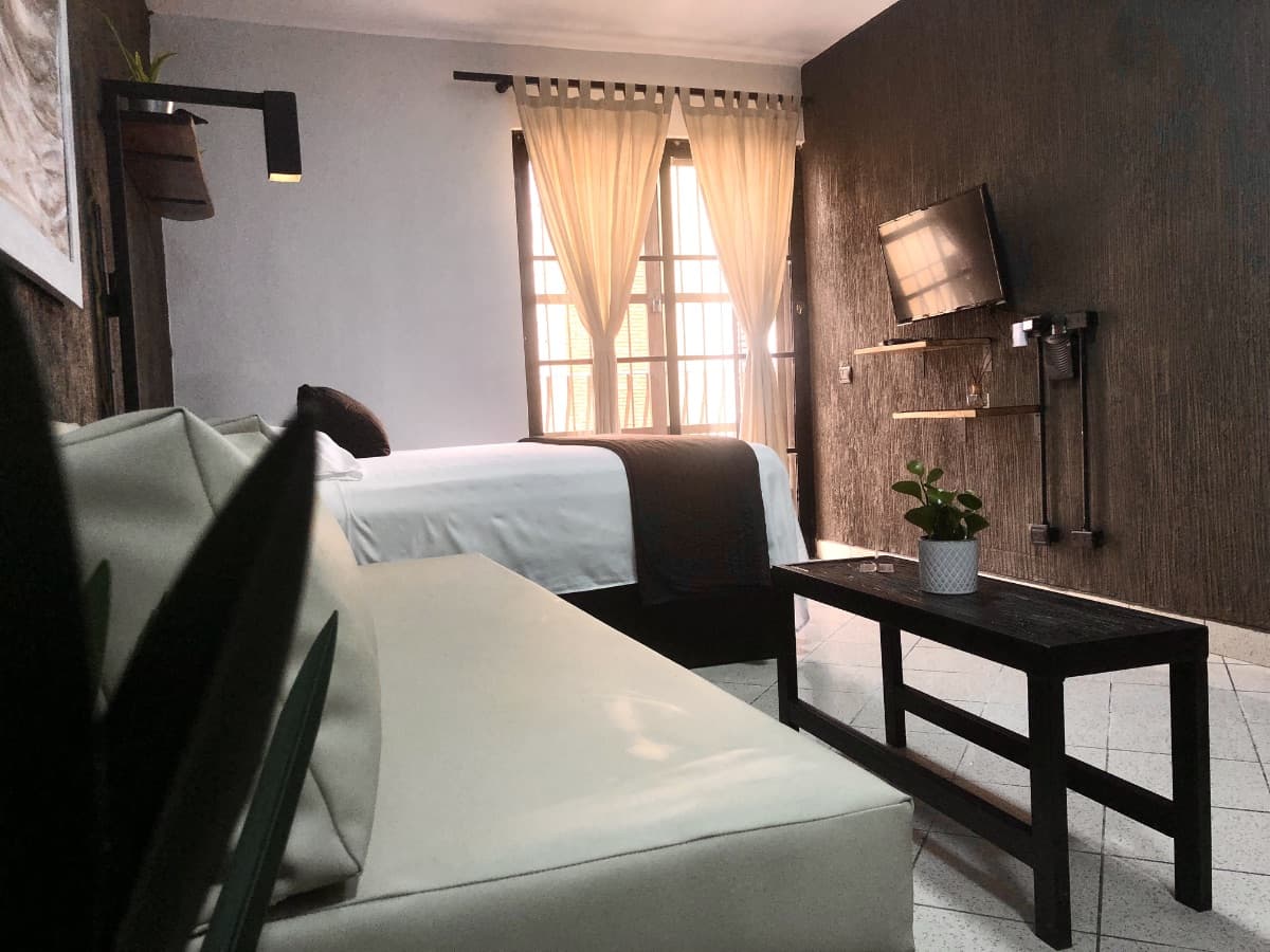 Hotel For Sale in Zona Colonial, Santo Domingo, República Dominicana. - Image 2