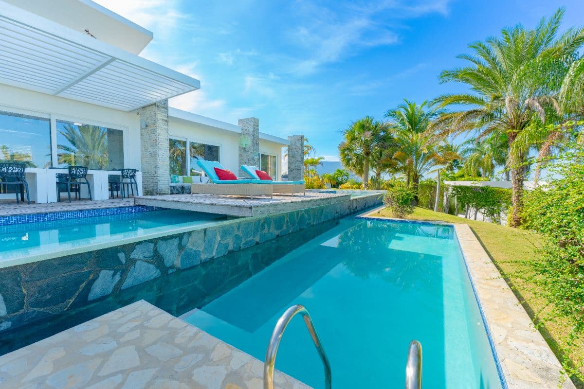 Your corner in the Caribbean. (Open to deals. Make me your OFFER) - Image 5
