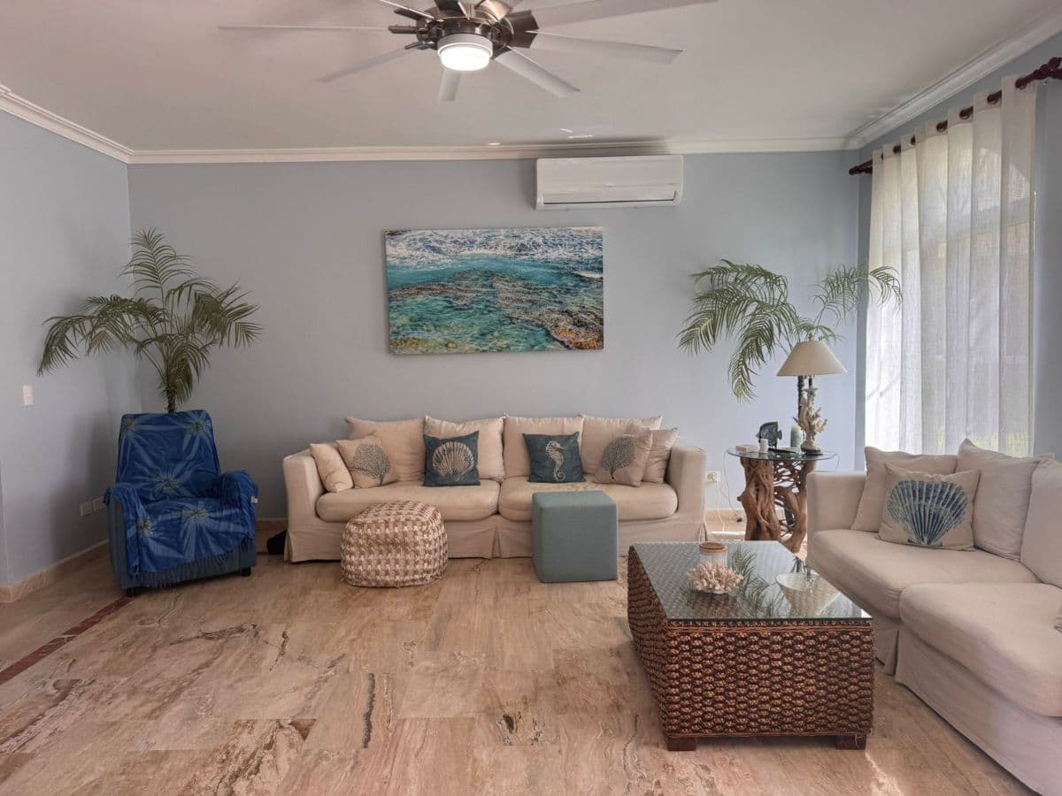 Fully Furnished 3-Bedroom Townhouse with Golf Views and Beach Access in Cocotal Golf & Country Club