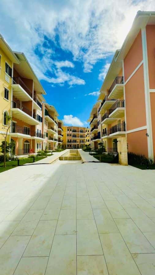 Caribbean Furnished Apartment for Rent in Bรกvaro, Punta Cana ๐ด | 1 Bedroom, Terrace, Pool & Golf Access in Reserva Real
