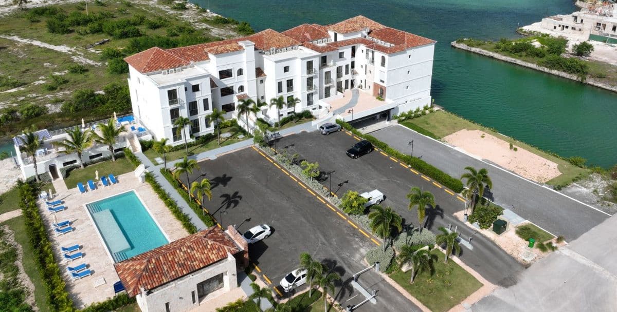 Ground Floor 2 Bedroom Residence with Private Outdoor Waterfront Living In Cap Cana - Image 2
