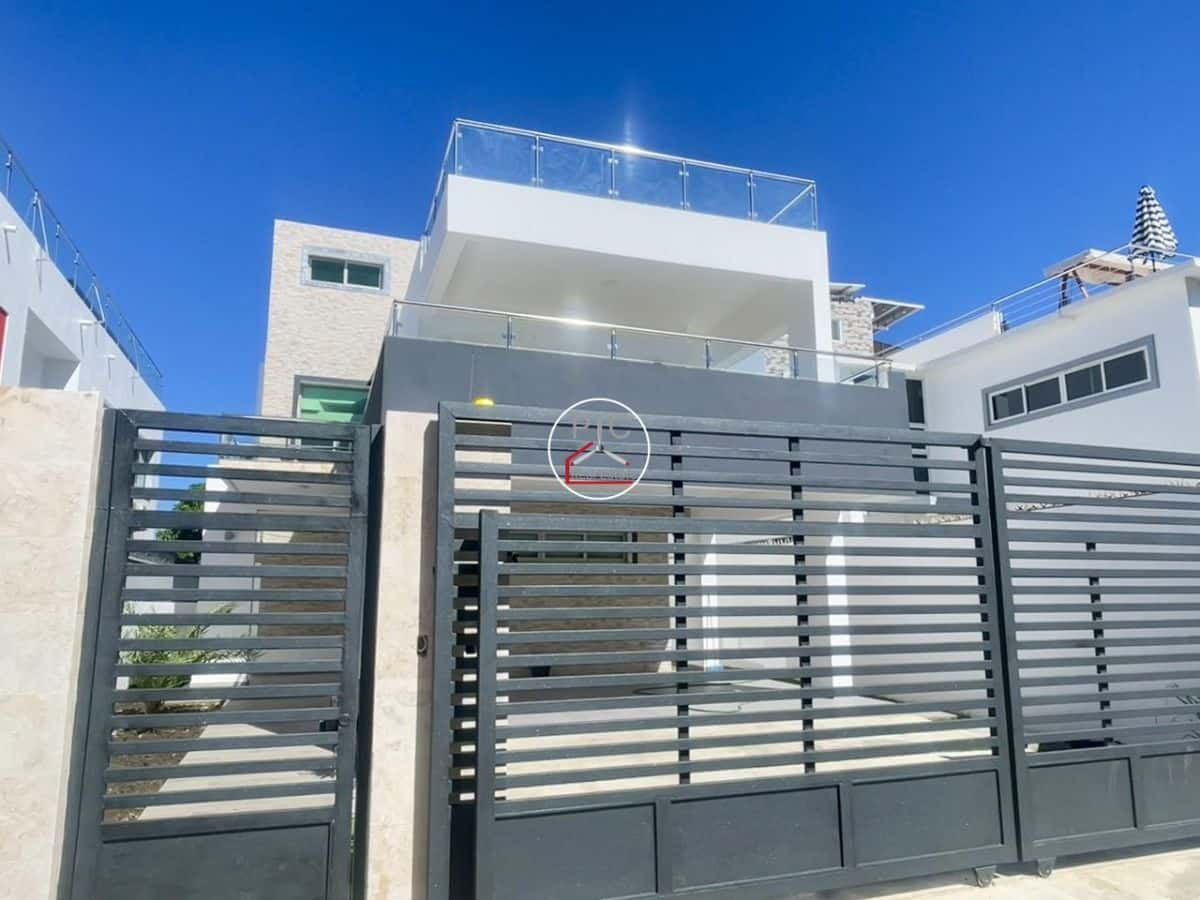 Premium Three-Story Residence in the Bayardo Gated Community